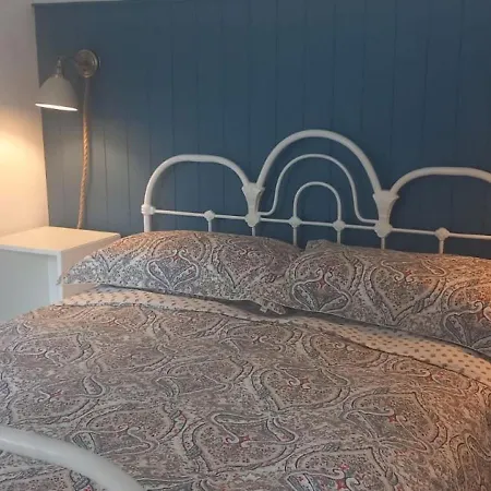 Charming Countryside Retreat - Up To 11 People *