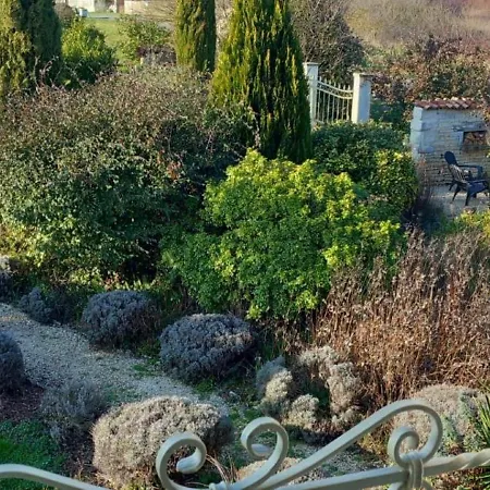 Hébergement de vacances Charming Countryside Retreat - Up To 11 People