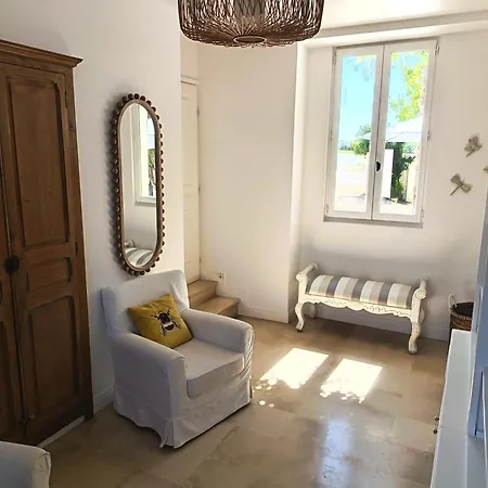 Дом отдыха Charming Countryside Retreat - Up To 11 People Macqueville