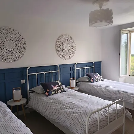 Hébergement de vacances Charming Countryside Retreat - Up To 11 People