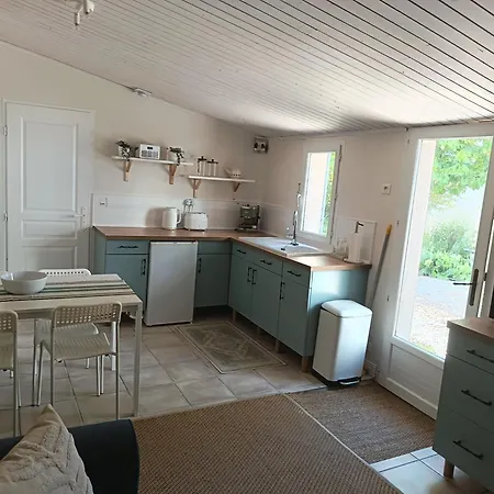 Charming Countryside Retreat - Up To 11 People *