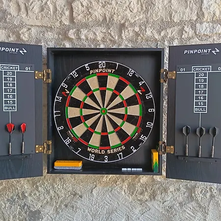 Charming Countryside Retreat - Up To 11 People