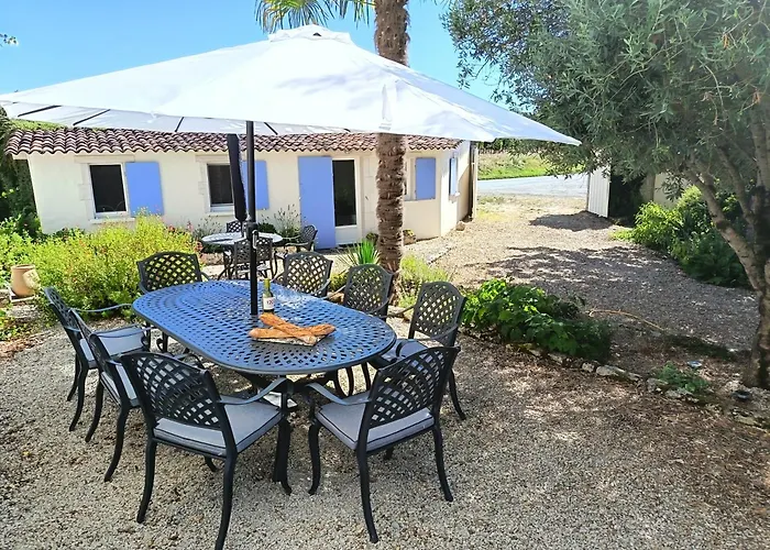 Charming Countryside Retreat - Up To 11 People Macqueville
